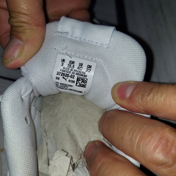 Puma Kids Sneakers - Picture 3 of 5